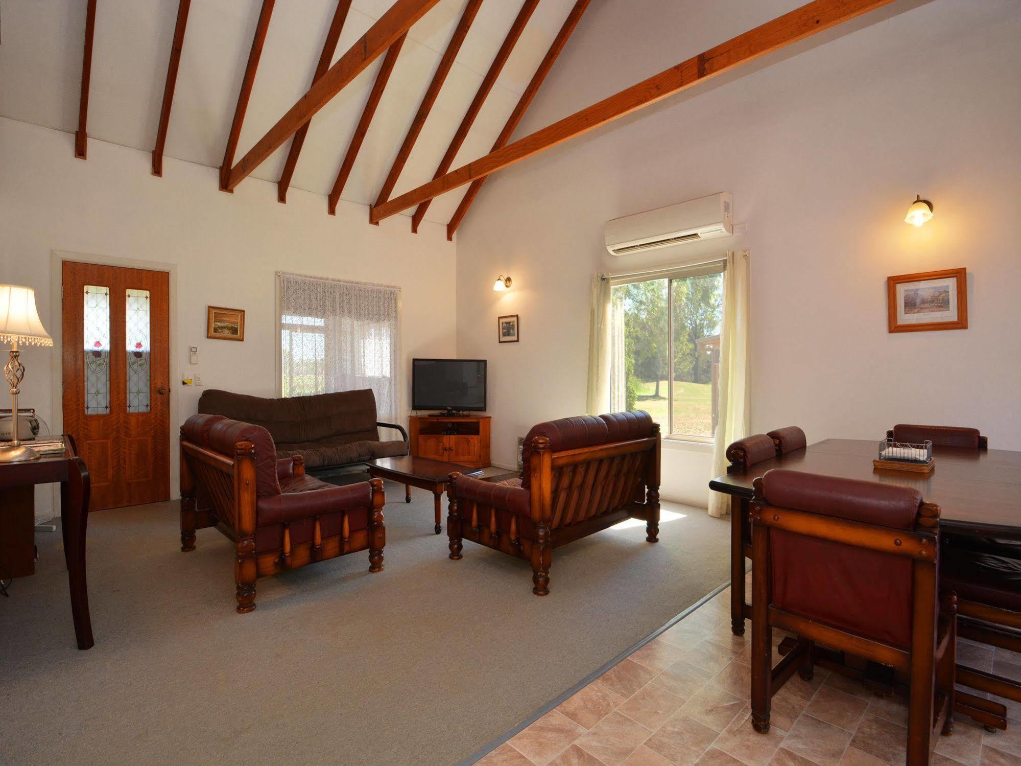 Madigan Wine Country Cottages Lovedale Dış mekan fotoğraf