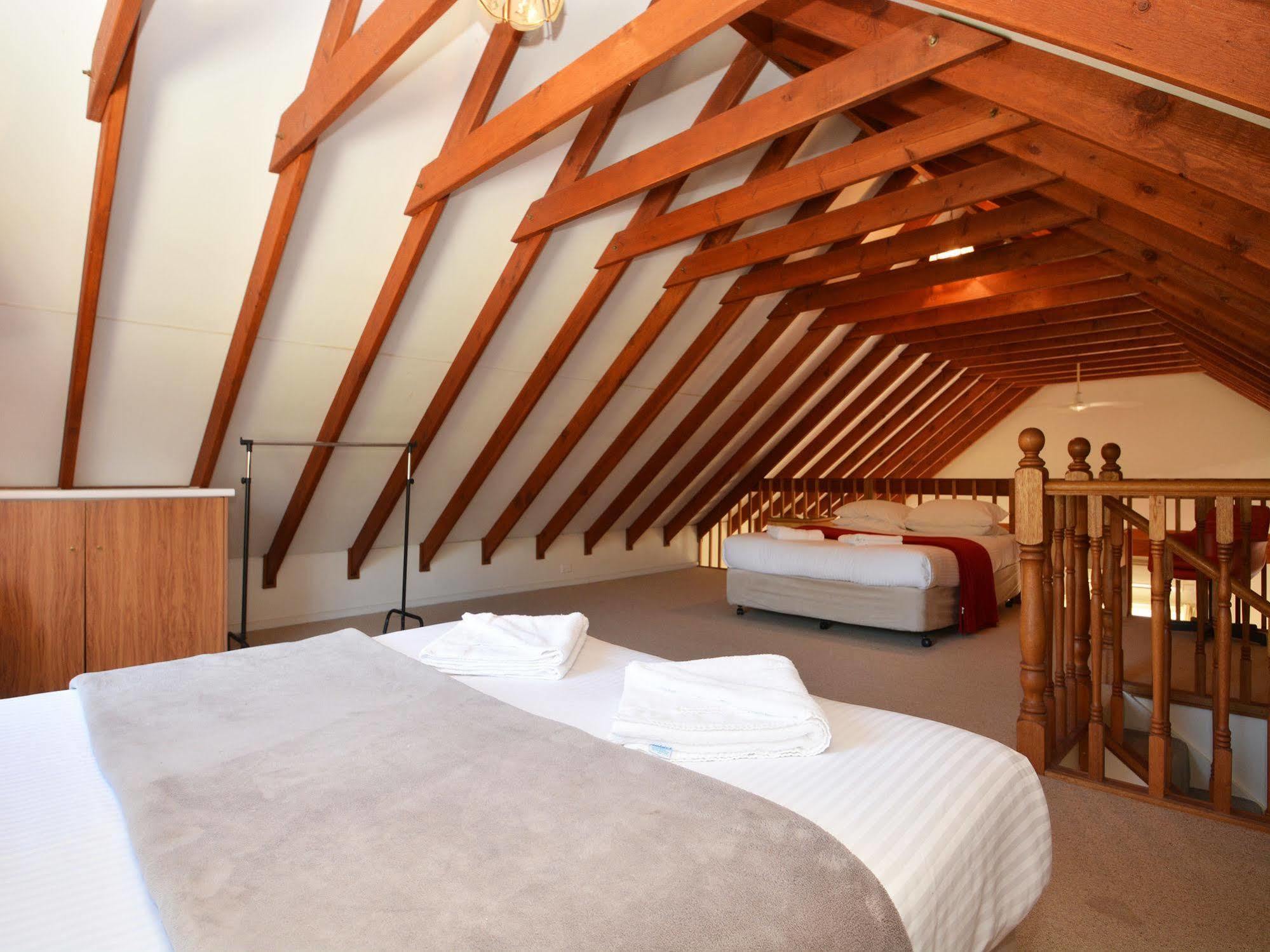 Madigan Wine Country Cottages Lovedale Dış mekan fotoğraf